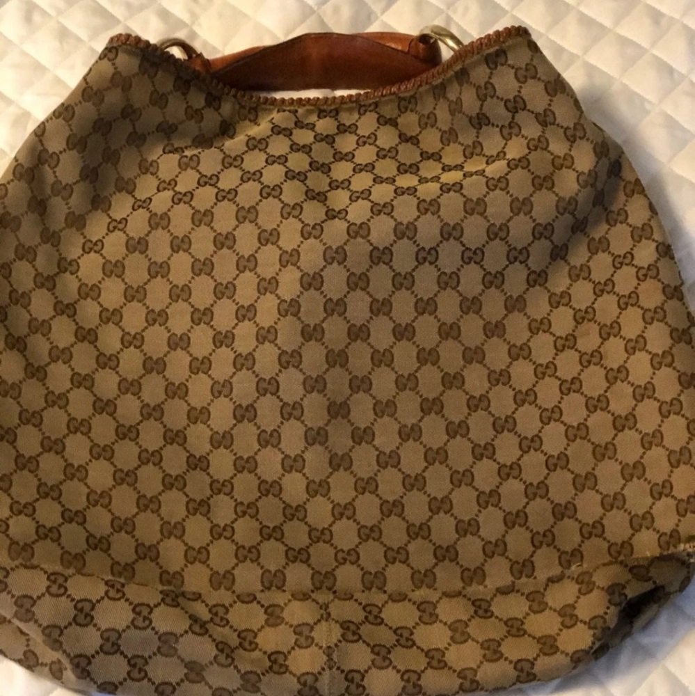 👜👜Large Gucci Horsebit Bag👜👜